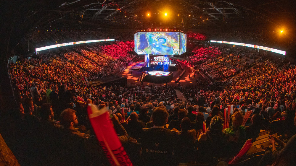 行星发条导弹随机轰炸了 Shiro 用两根神圣的荆棘和一个 Tidebound 追平了比分